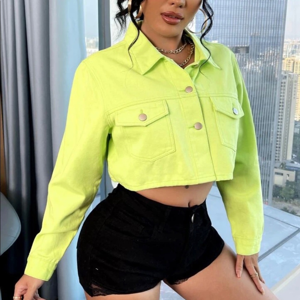 SHEIN Cropped jacket